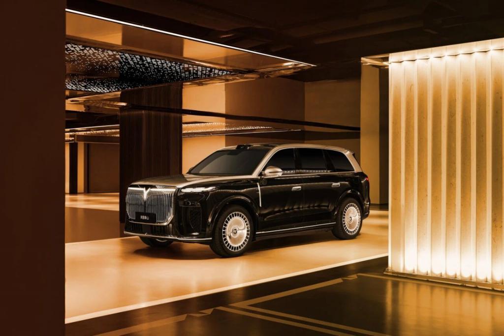 以泰山之名，一次顶级的豪华“争峰”新豪华的价值标尺在过去数十年间，中国汽