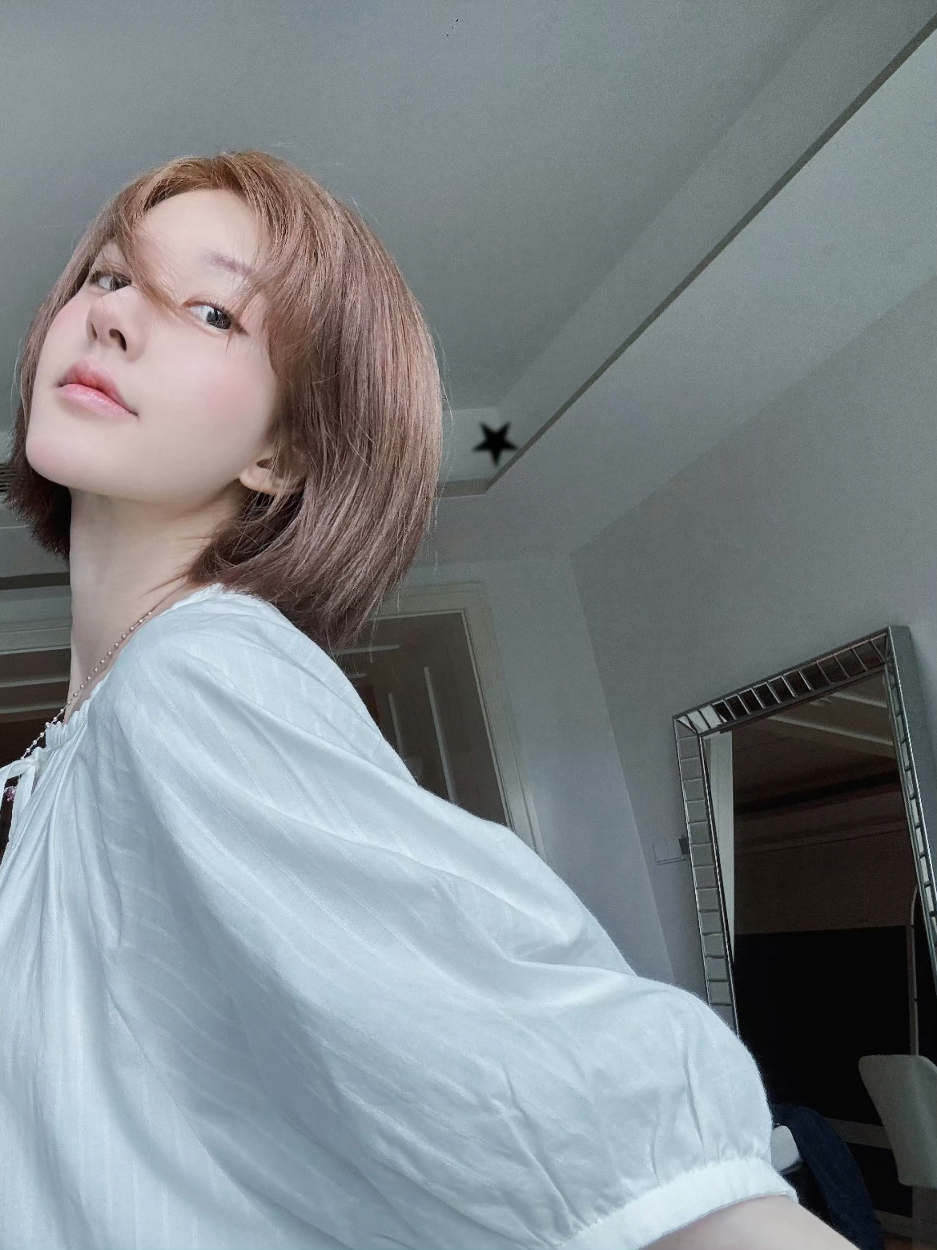 我永远爱你女神赵露思​​​