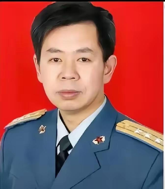 戴旭这话说的，真是一点面子都没留，直接把遮羞布给扯下来了。手里握着屠龙刀，天天