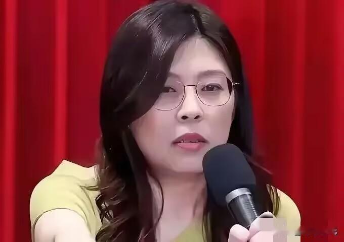 连战这辈子怕是做梦都想不到，自己用心栽培的亲儿子，深耕财经与两岸交流多年后初入政