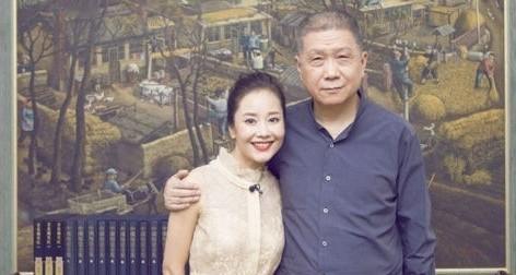 2016年，马未都在节目中爆料：“我家的保姆是个怪人，她不碰我的古董，也不拿现金