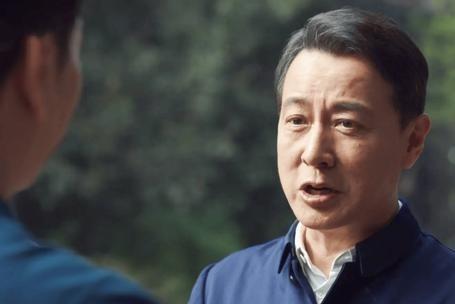 五年。刘成最后那张判决书一出来，我脑子里第一个蹦出来的不是“他活该”，是林世