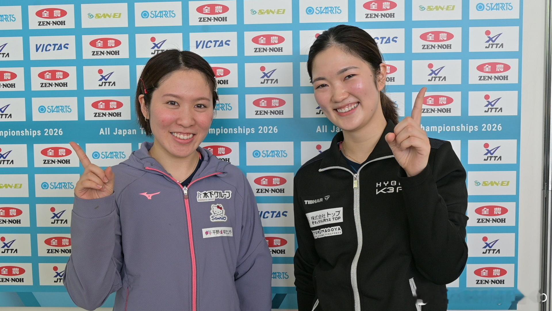 jtta：☘️平野美宇/木原美悠双人组据说在中国超级联赛上，不是用V✌️而是