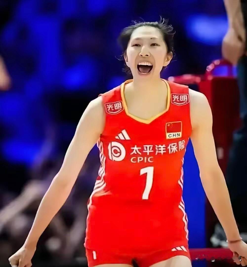 能能！能能！中国女排能东山再起的日子马上到来。中国女排始终有女排精神在支撑，在
