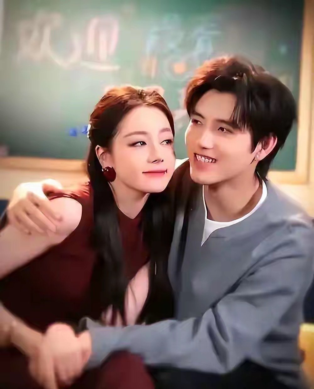 恋情瓜再升级！狗仔曝迪丽热巴陈飞宇要见家长，陈红夫妻态度难猜​