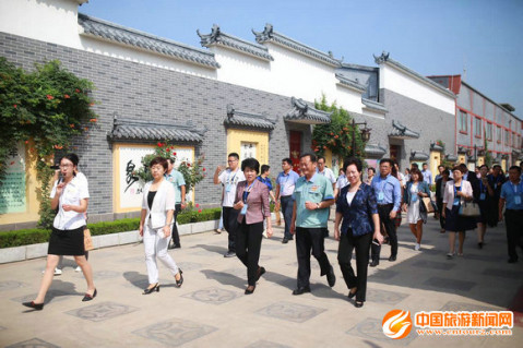 济南市工业旅游工作会议在山东力诺科技园召开