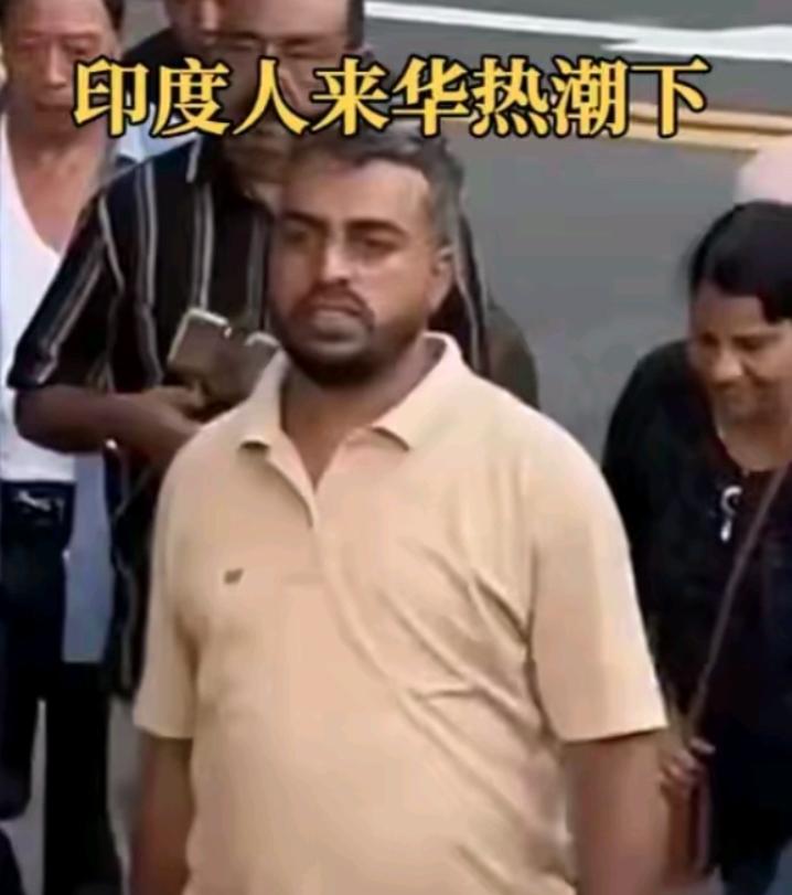 看到印度人大量涌进来，网友也是呼吁收紧印度签证发放，这和歧视印度人种没有半毛钱关