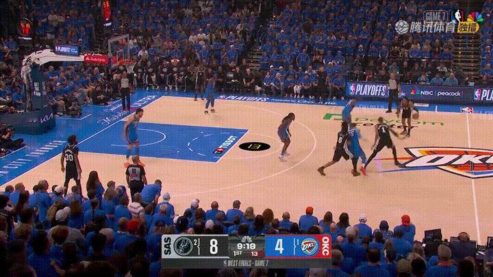 马刺巨星文班亚马应该主动退出NBA！在今天马刺客场挑战雷霆的西决抢七大战中，当时