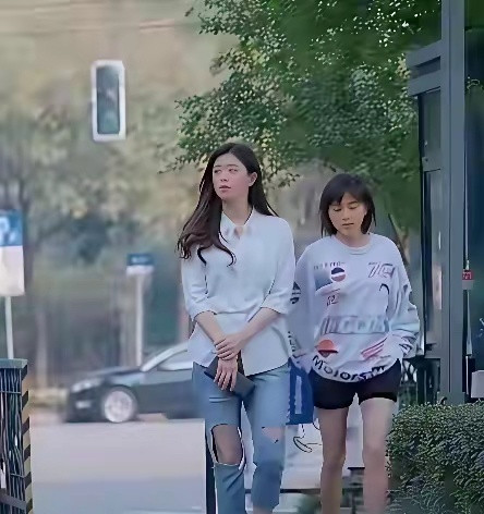 原来明星拍戏是这样拍的，怪不得看着王子文这么高