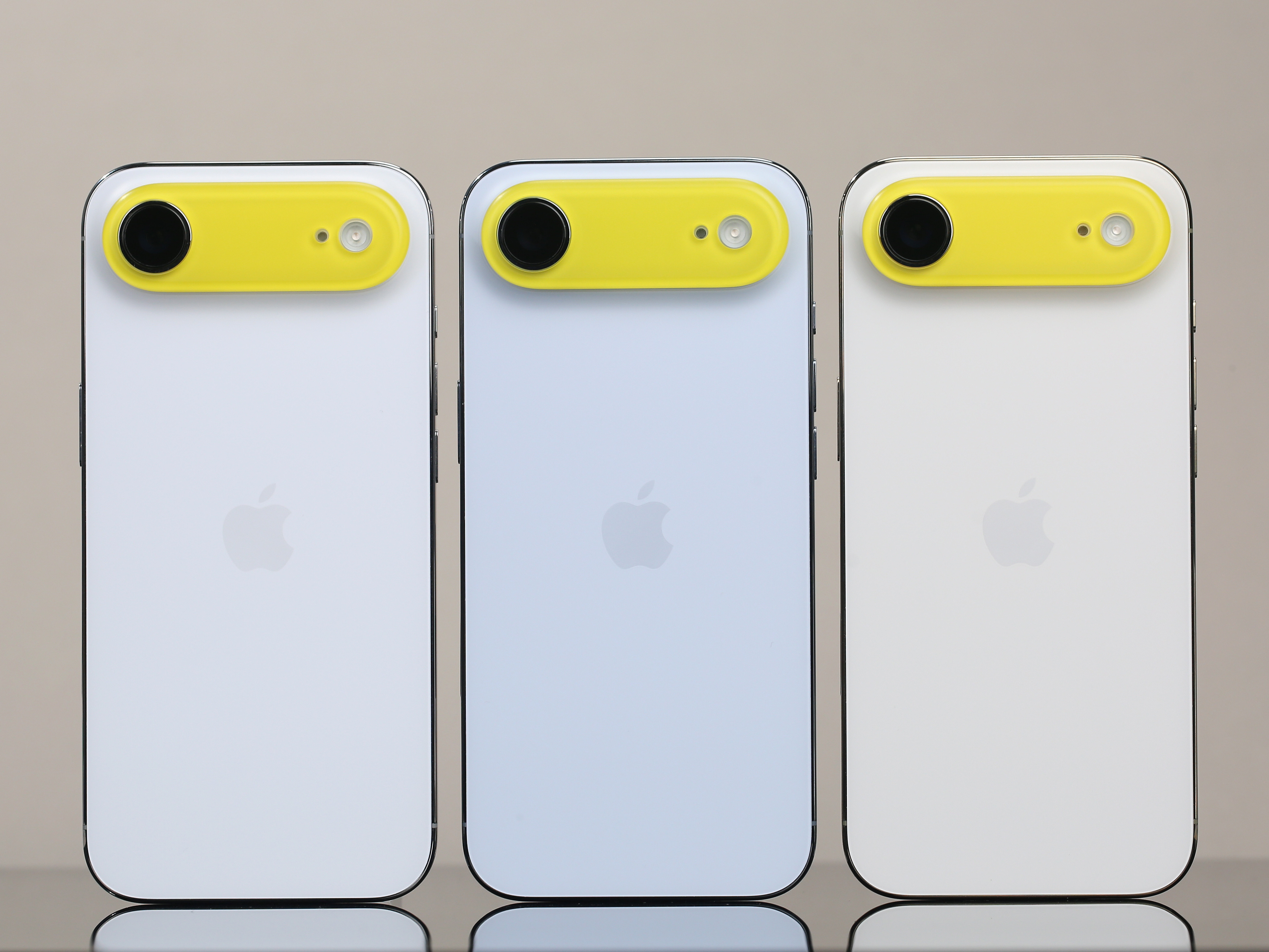 iPhoneAir的那种薄是会震撼人心的。因为它就是实打实的5.6mm厚度，