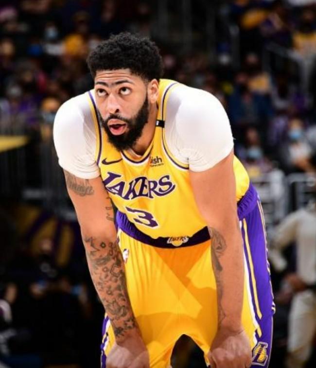 NBA现役五大“玻璃人”一，锡安威廉姆斯，拥有历史级天赋，奥尼尔的体重、科比的