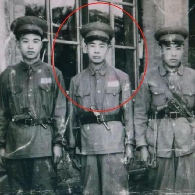 1948年，一个日本人冒充中国人并加入解放军，在辽沈战役中屡次立功，还参加了