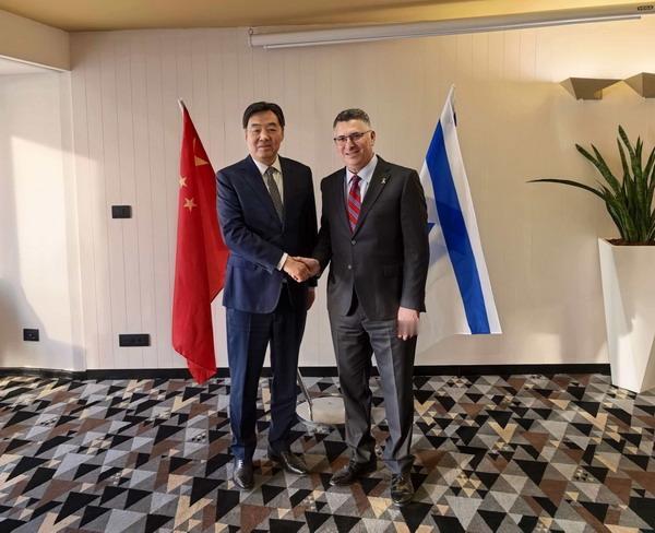 1月11日，据多家主流媒体报道，以色列政府表示：高度重视对华关系，始终奉行一个中