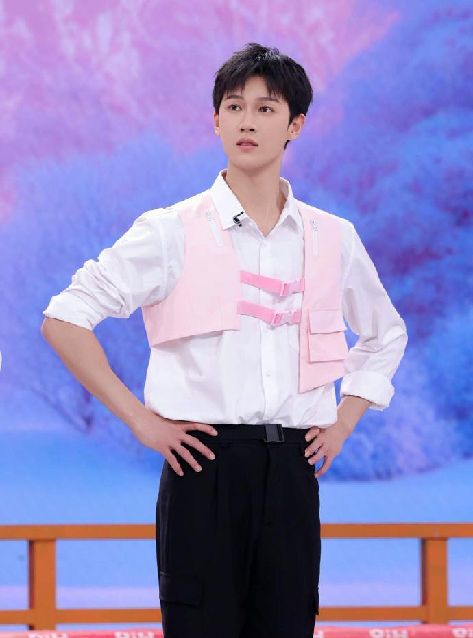 当李昀锐在《你好星期六》镜头变多，观众却有两大遗憾。李昀锐本来到hi6是宣传自己