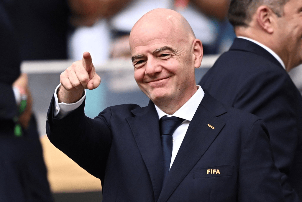天空: FIFA曾向成员发送预制信, 直接寄回即可支持因凡蒂诺