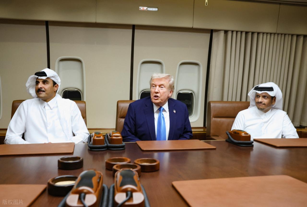 卡塔尔参战了！3月2日晚，卡塔尔宣布击落了两架伊朗的苏-24战机，卡塔尔军方通