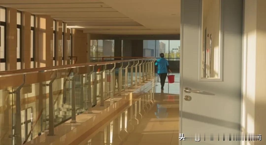 人这一辈子，人品最值钱！不是钱，不是房，不是面子，是人品最值钱。人