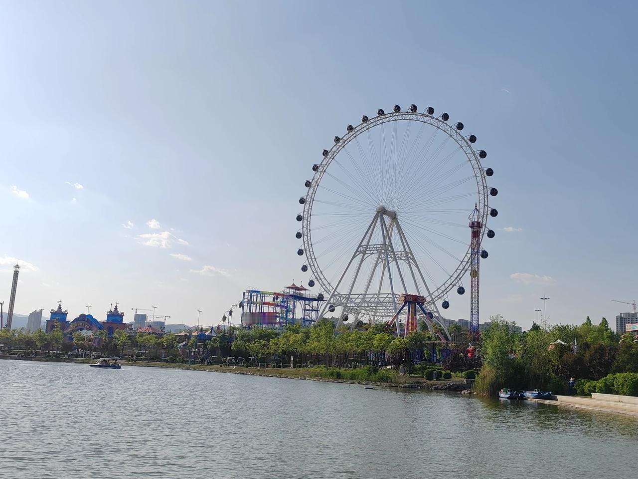 晋阳湖摩天轮🎡晋阳湖欢乐世界开业了[比心]