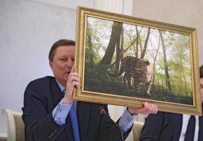 就在刚刚，莫斯科的政治天平发生剧烈倾斜，曾经只手遮天的“克宫二号人物”彻底出局！