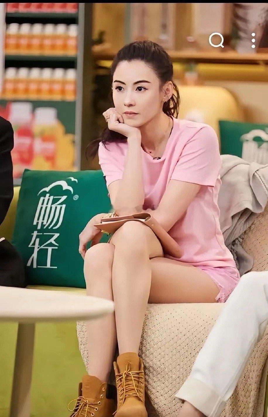 又出爆料了，被王晶爆出-张柏芝和谢霆锋当年离婚的真正原因，并不是外面传的什么天后