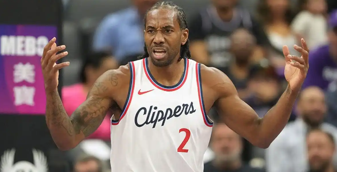 小卡要求球队提速背后的逻辑。原因很简单，他自己也知道阵地战他不好打。打