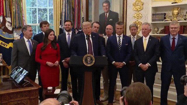 美国总统特朗普会不会熬夜（美国当地时间晚间）观看中国九三阅兵？按照目前最新的报道