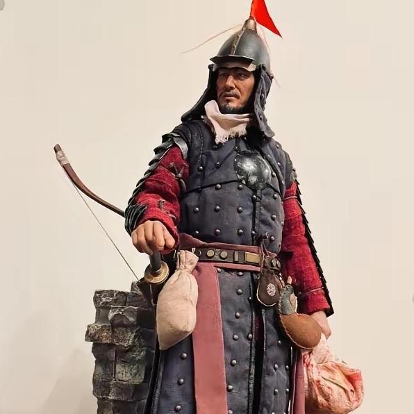 明朝末年，一总兵因丢失了5万石粮草，自知死罪难逃，遂对麾下五万部众说：跟我造反吧