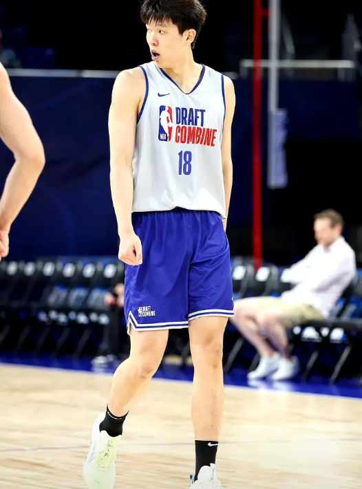 感觉大概率会选上主要是杨瀚森会在哪个顺位30-45比较合理。45-59是去之