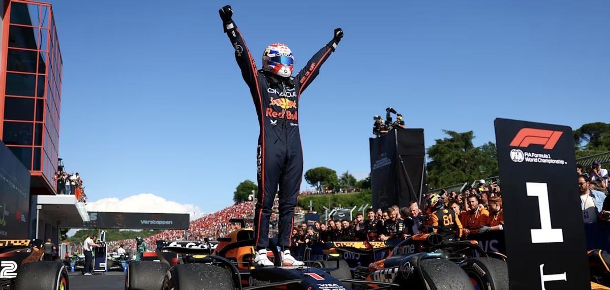 维斯塔潘独霸F1谁还记得竞争的味道？2023年21站，他赢19次，单季575