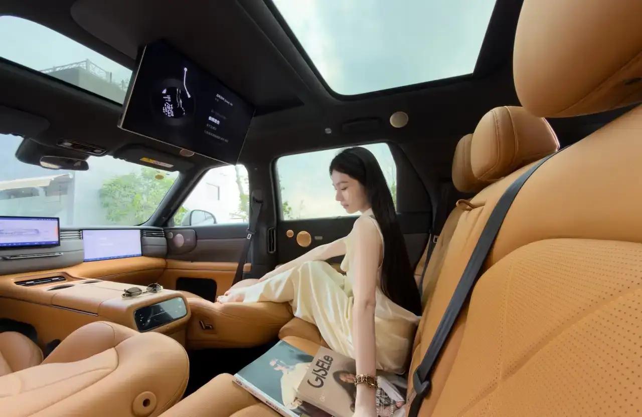 目前汽车保有量最多的十个国家：第十名：墨西哥，4170万辆第九名：英国，42