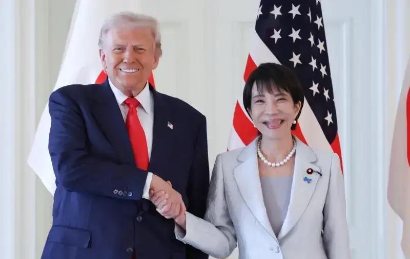 放走俄罗斯的船，专门扣押中国的货？美国人以为这叫“精准施压”，在中国看来，这叫“