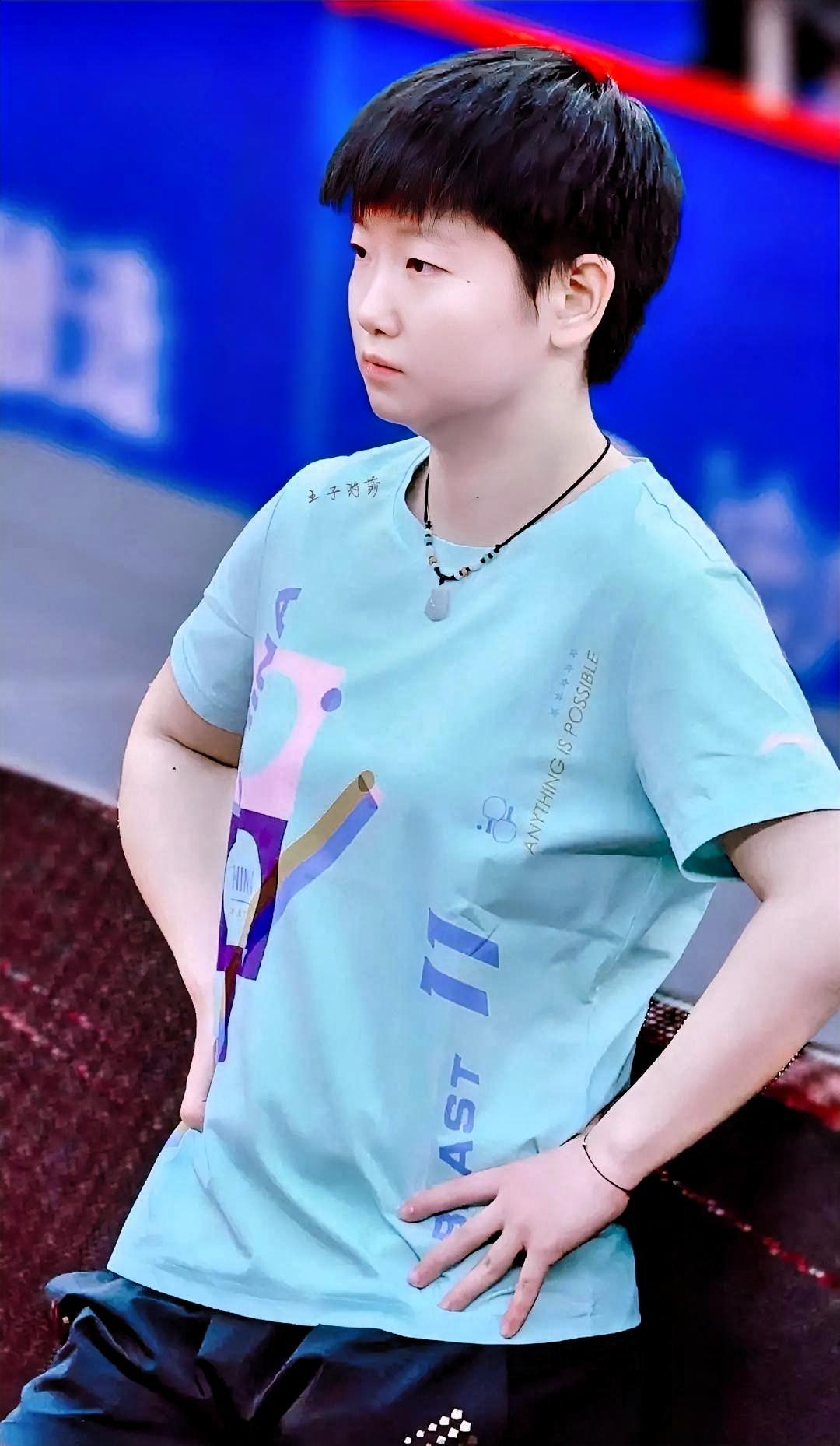 国乒史上十大狠人1、蔡振华，棒打三对鸳鸯毫不留情面2、邓亚萍，个子最矮能力