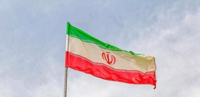 伊朗又生一计，伊朗改收“过路费”了！伊朗不再要求美国的盟友及海湾国家，以驱逐美国