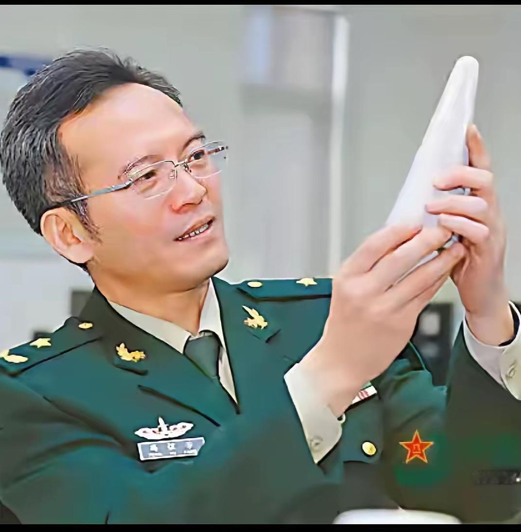 惊闻冯院士病逝，太可惜了，才63岁！冯院士是典型的江浙人，非常聪明能干，人瘦瘦