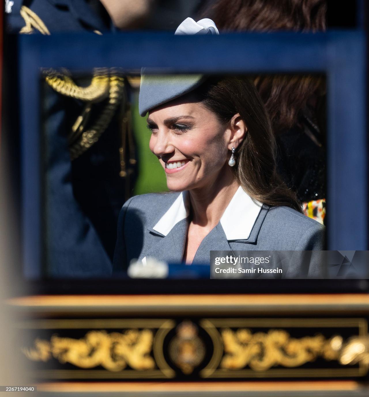 凯特王妃的这张照片抓拍的真是太好了，大片感十足，完美的拍出了王储妃的贵气、优雅和