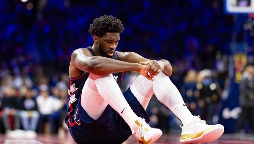 恩比德将在休斯敦接受阑尾手术，归期不定，本赛季76人彻底没了！今天76人前往