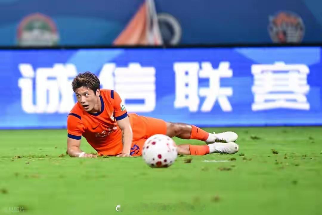 尴尬的4-3！泽卡2球2助闪耀，泰山连续13场丢球创22年耻辱记录北京时间7月1