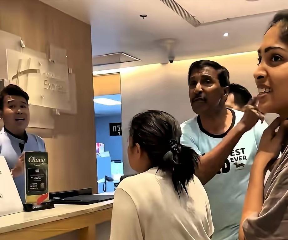 真的越想越气！在我们自己的中国土地上，竟然频频发生离谱混账事，不少商户被无端欺负