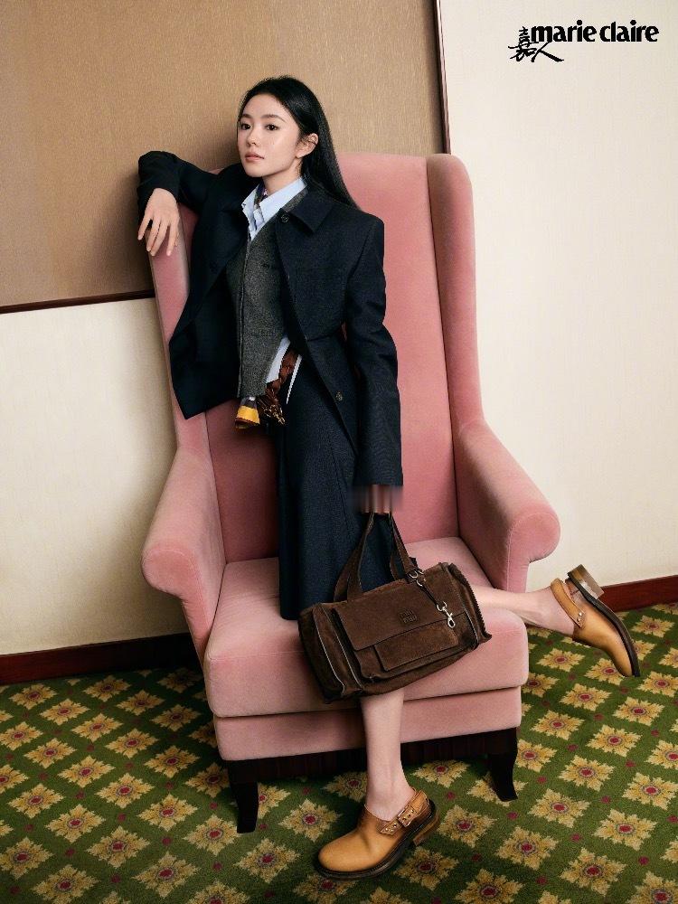 刘浩存x嘉人MarieClaire二月刊，迎来演员刘浩存二登亮相，身