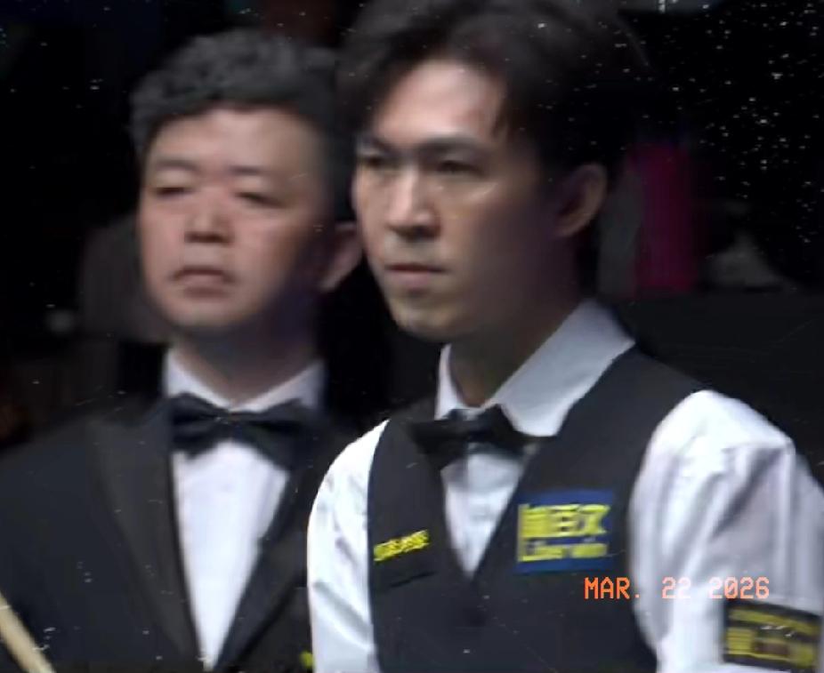 塔猜亚打粉球不进纯属心态失衡，大江大河都过了，剩两点位彩球，这小河沟？一闪念，紧