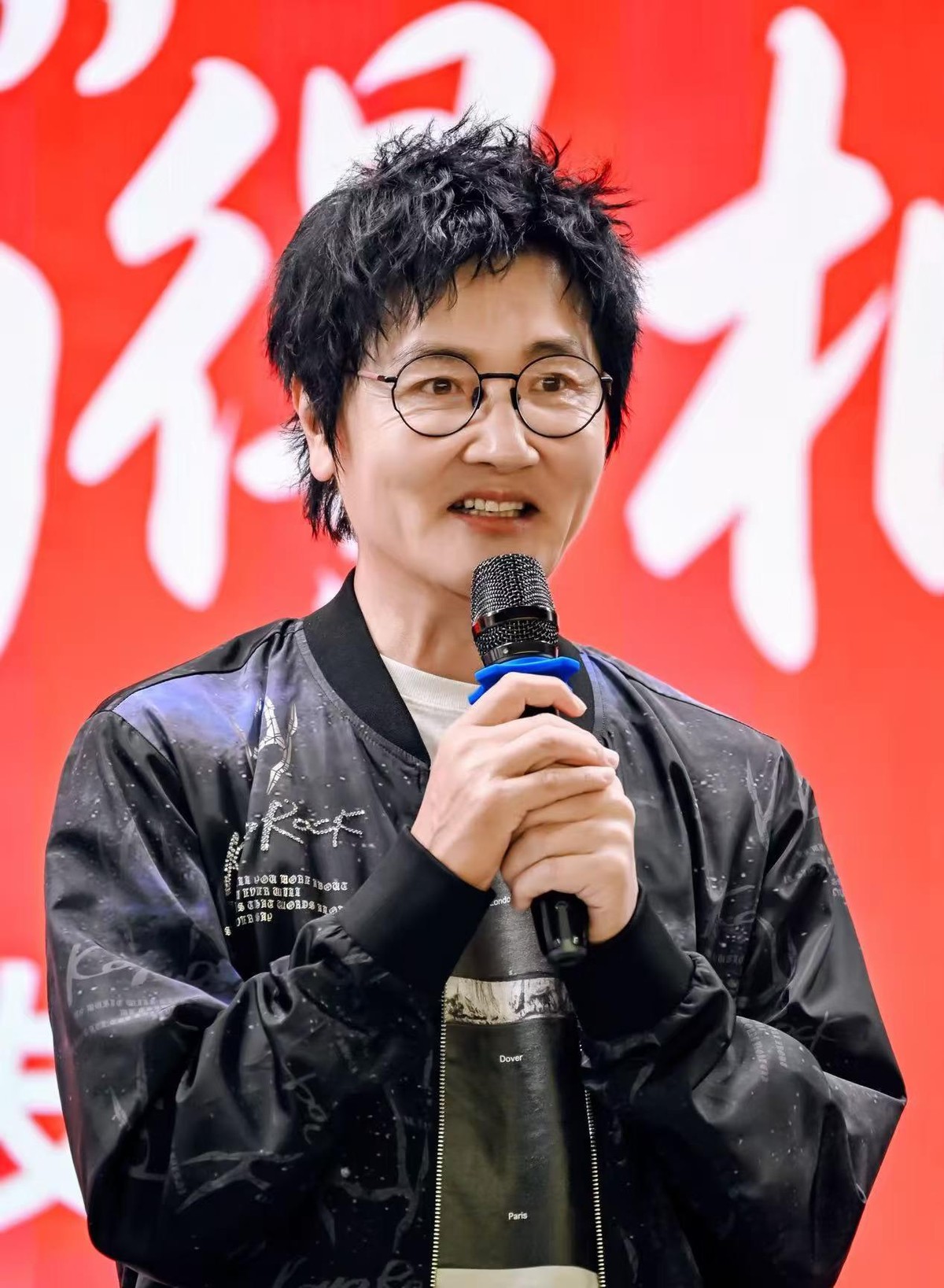 孙楠瘦到128斤反而被说“姨味”重，这事真不怪他。178的身高，现在才128斤，体脂率低到12.3%