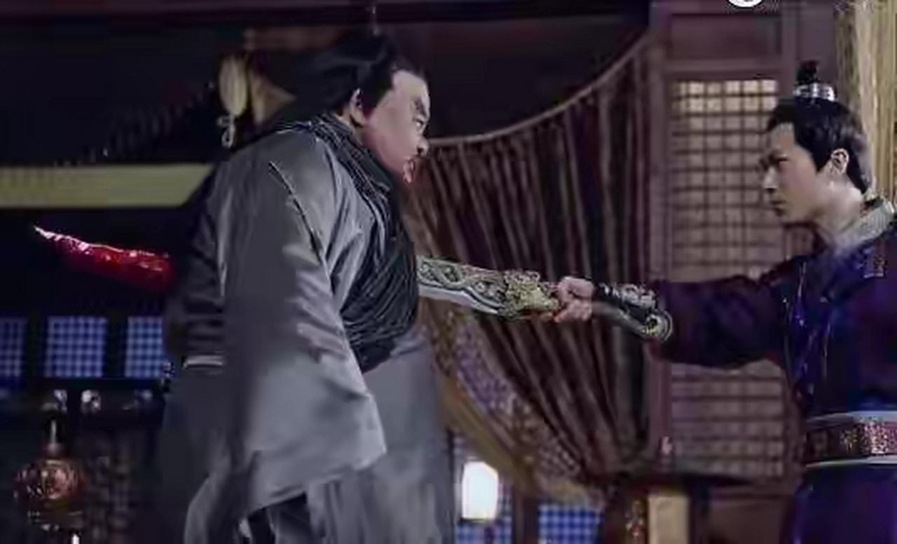 一刀之仇二十四年：安禄山亲手造了个太监，最后被他一刀开了膛733年的一天，安