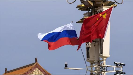中国一定要做好最充足的准备，一旦俄罗斯打赢了，我们必须在这两件事情上，做好最充足