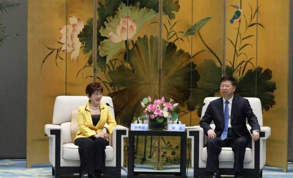 果然还得是洪秀柱，敞亮！7月17日，国台办主任宋涛与台湾国民党前主席洪秀柱一