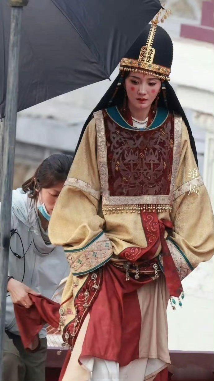 杨幂新剧《江山大同》北魏复原妆，真的太尊重历史了​！​简直一模一样​​​