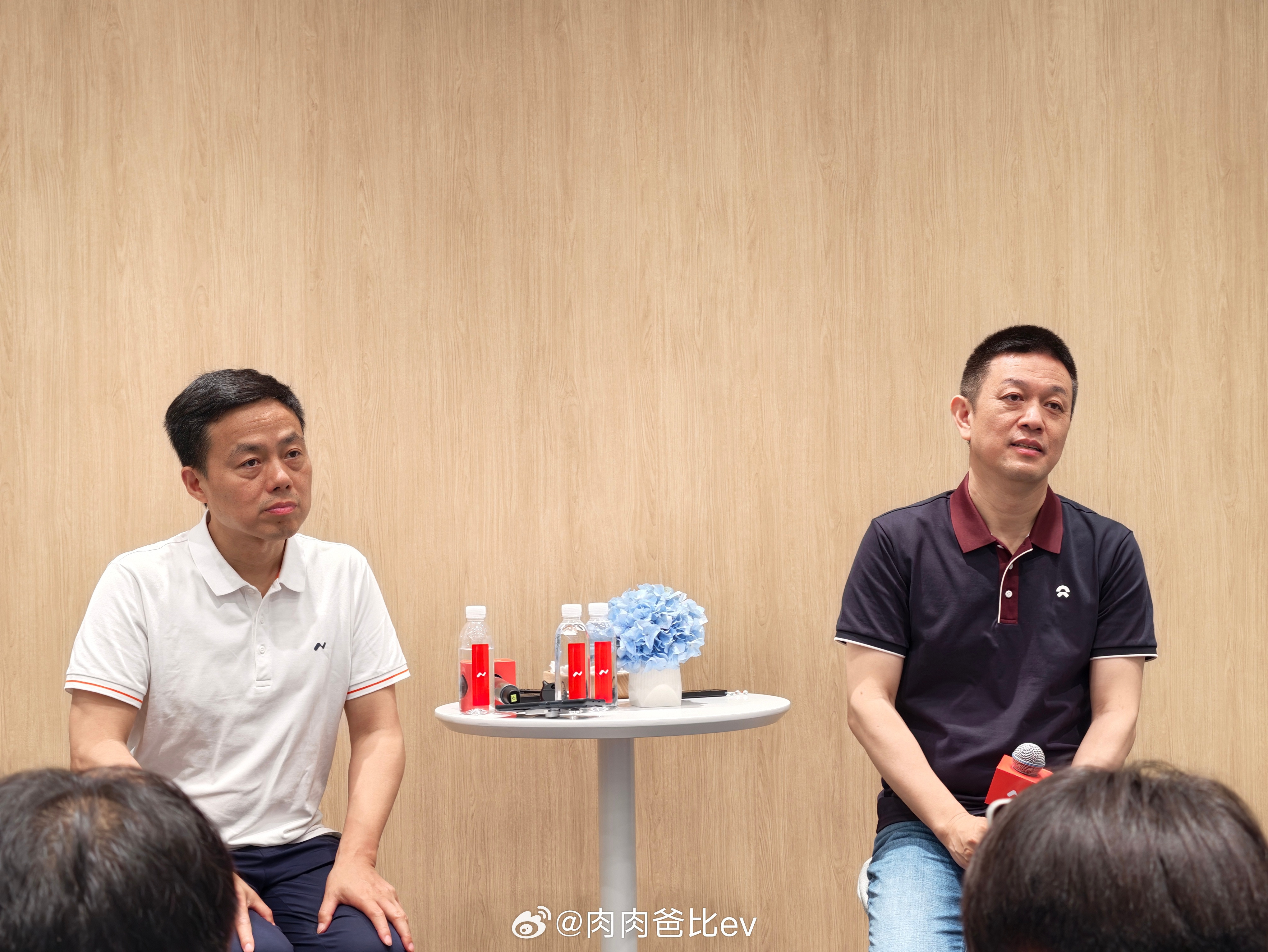 我问了斌哥一个问题，为什么去年到现在，蔚来在广东的表现进步那么大？斌哥说有3个原
