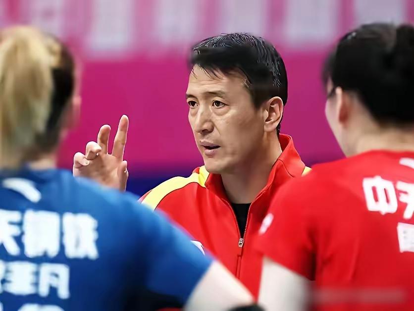 打天津女排只需要赢5分，不，是2分，让她们永远拥有一颗进取之心！首场0：3失