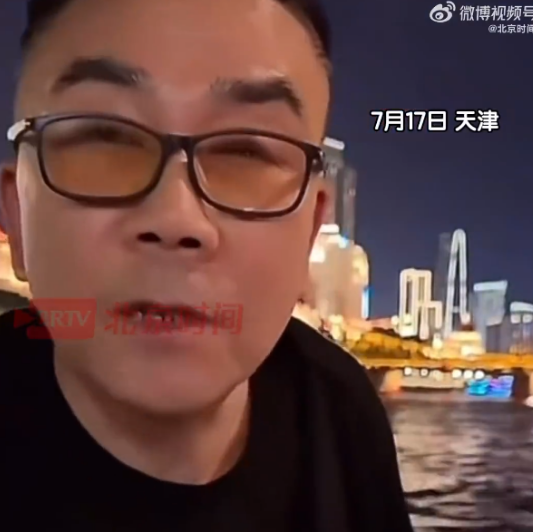 【杨少华儿子杨议谈父亲遗产分配：有四个亿，哥四个一人1亿】据北京时间消息，7月