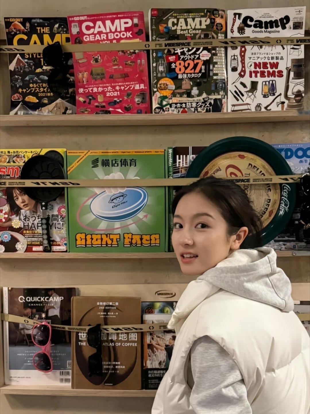 在赞美中度过的少女时代