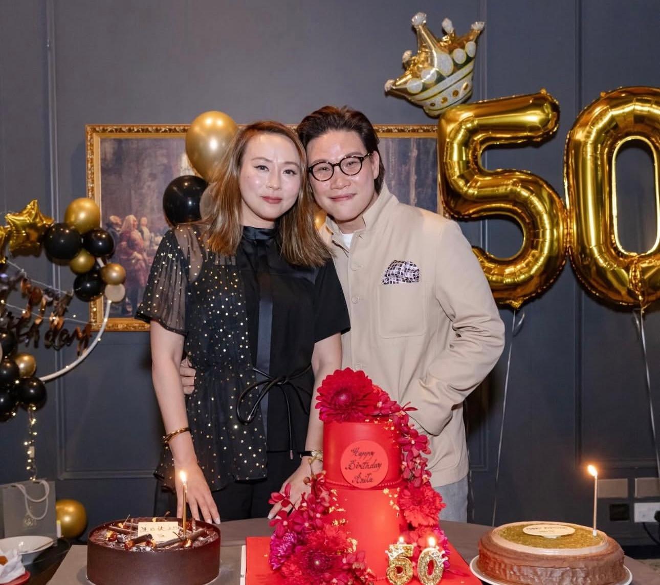 陈奕迅、黄子华、郑秀文、张卫健、郑希怡等人为苏永康老婆庆祝50岁生日